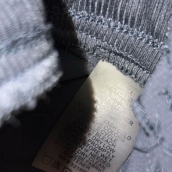 Women’s Title Nine Recycled Clamber Hiking Shorts Size 6 - Picture 3 of 5